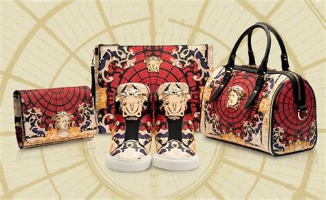 versace ornamental galleria|Versace designs Ornamental capsule collection after columns in .